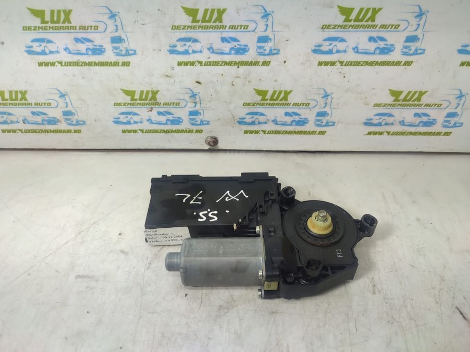 Motoras geam stanga spate 7L0959703C Volkswagen VW Touareg generatia