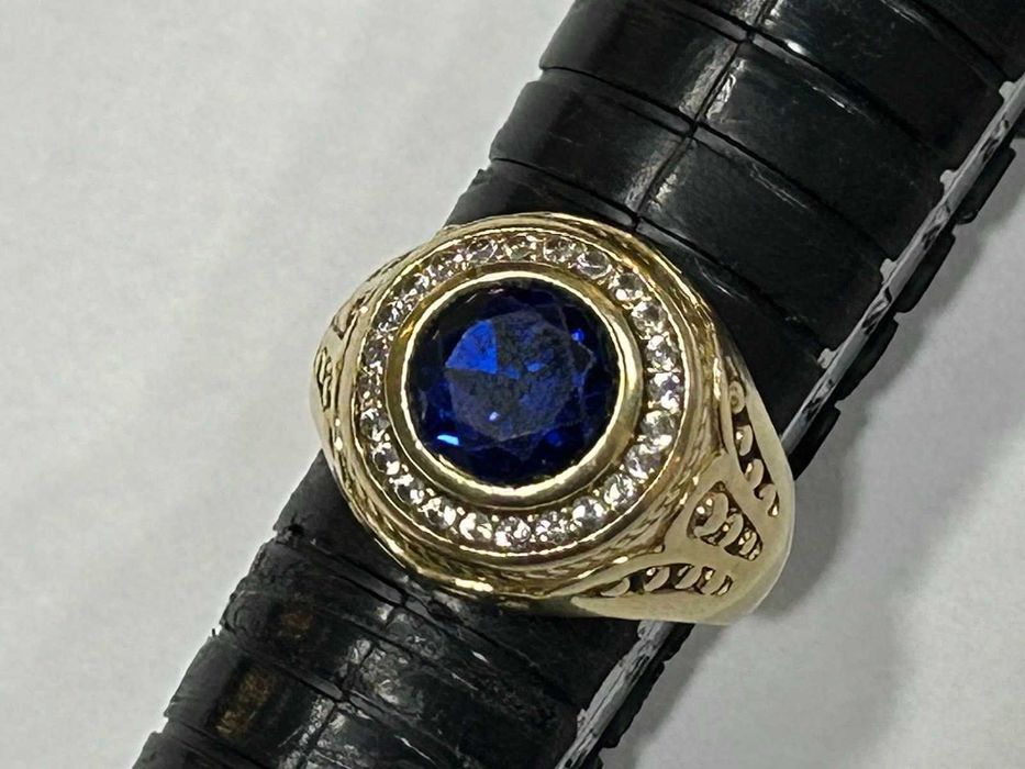 Златен пръстен 14к 585/ 7,31 гр.