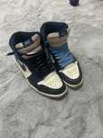 Adidasi Jordan 1 Obsidian
