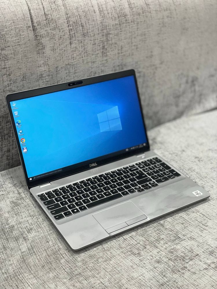 Dell laptop.