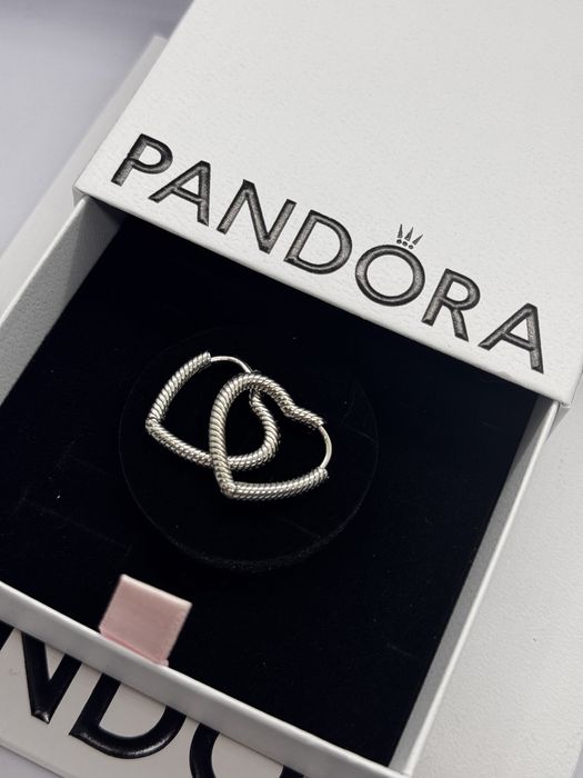 Пандора обеци Pandora