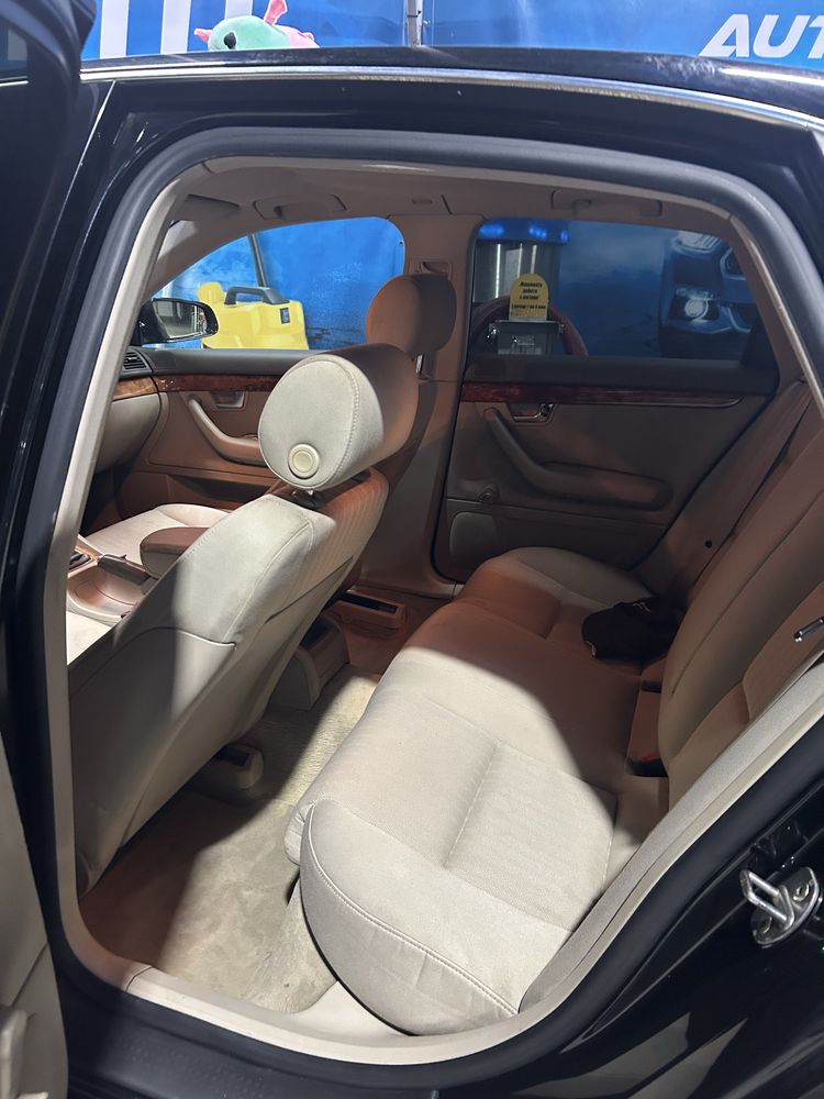 Audi A4 B6 1.6 чист бензин
