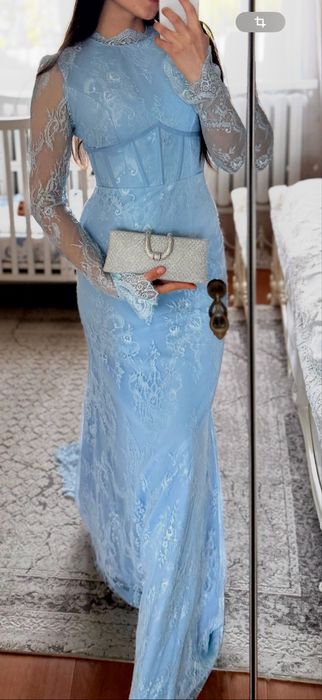 Платье вечернее