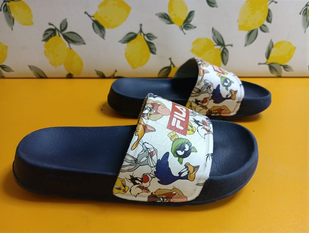 Fila чехли N 32 - 13 лв