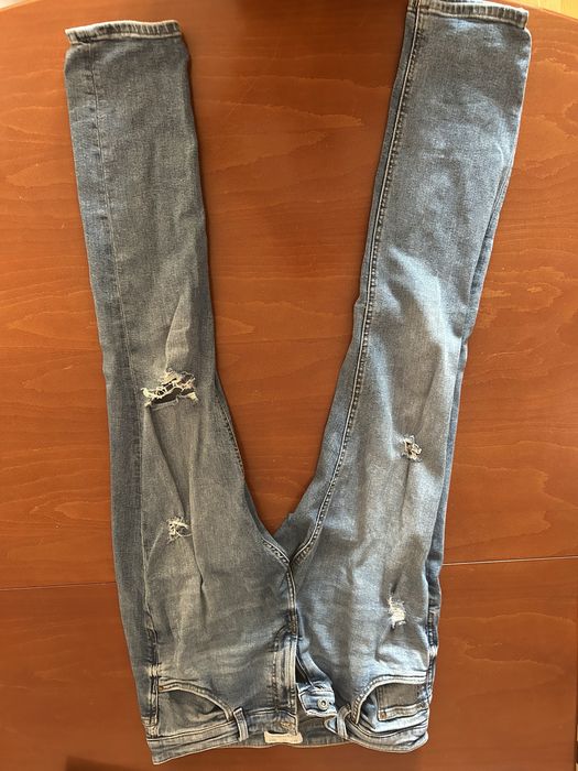 Мъжки дънки pull&bear!Модерни и удобни! Размер EU 40