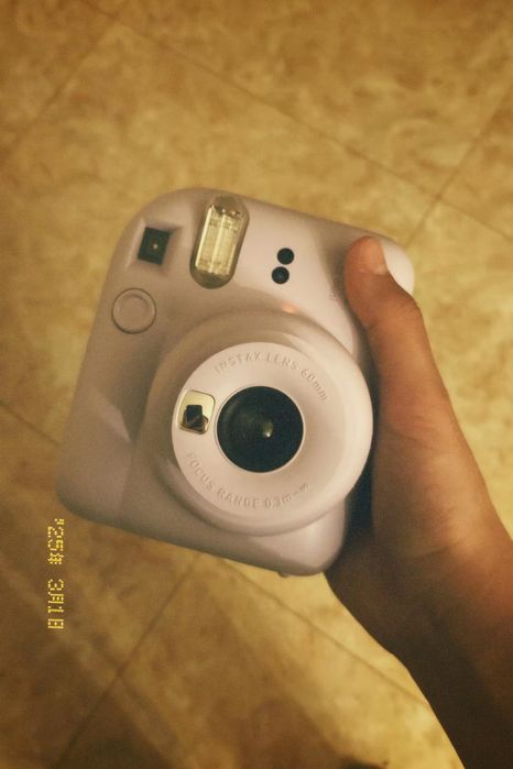 instax mini 12 (инстакс мини 12)