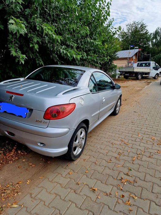 Peugeot 206 cc  in stare buna de functionare.  Acte valabile