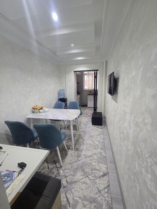 3 xonali kvartira sotiladi