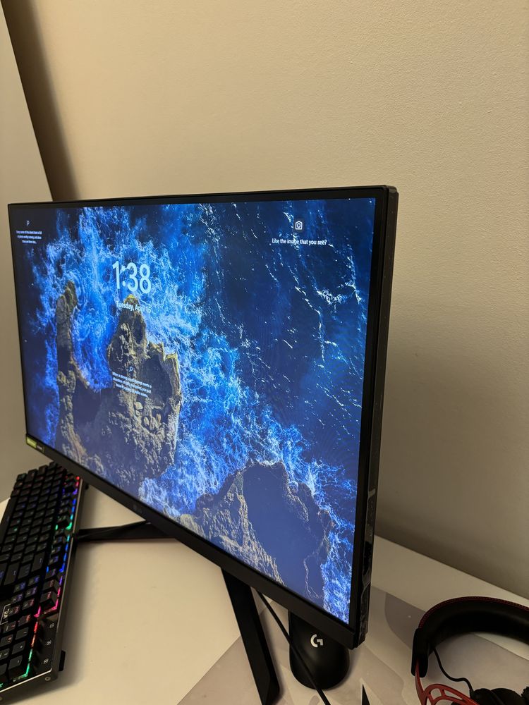 Monitor LG gaming 240hz 27inch