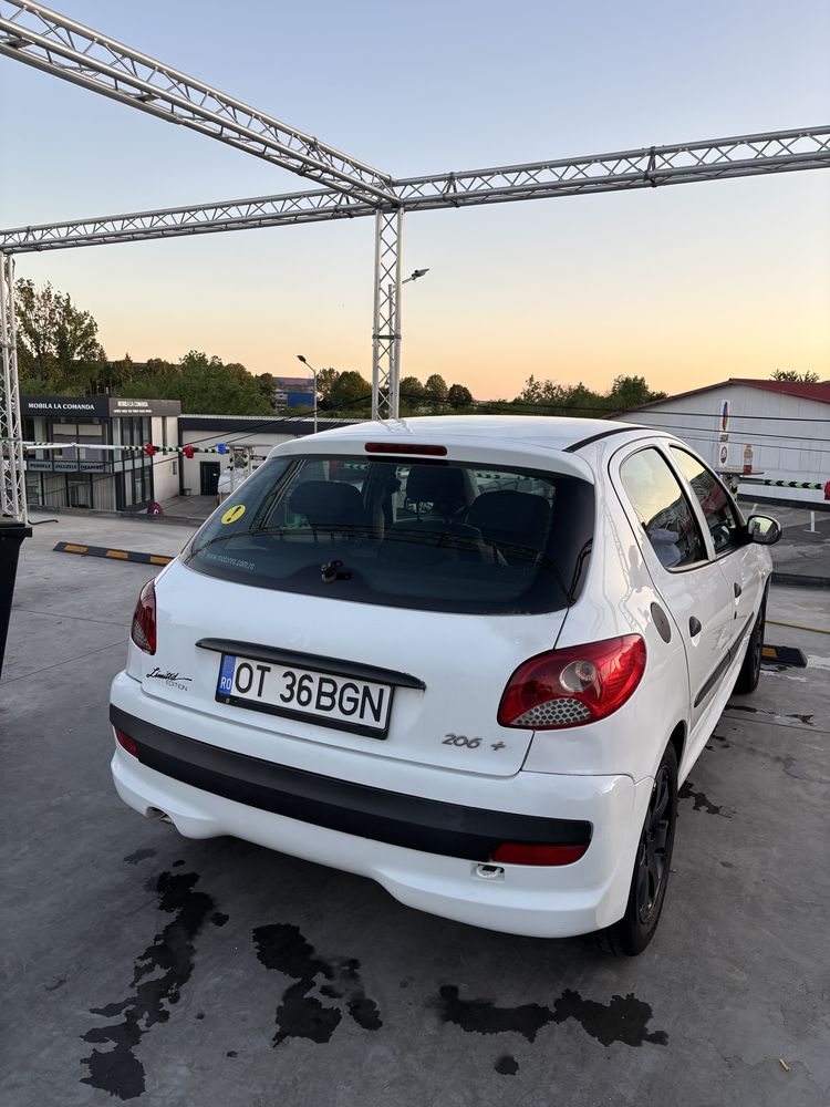 peugeot 206-plus și 2 seturi jante+cauciucuri