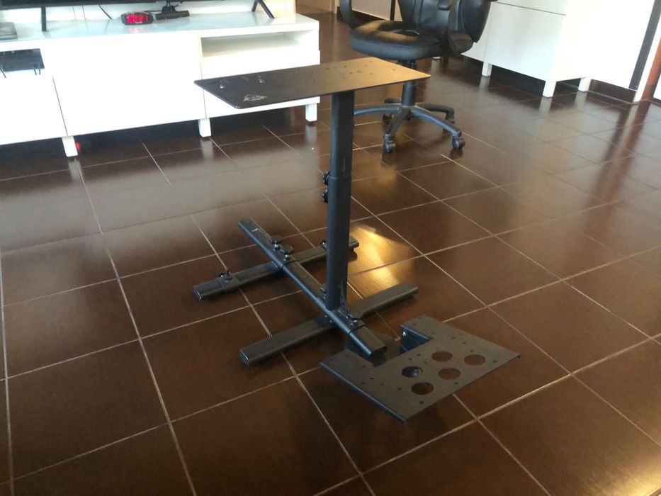 Suport volan si pedale Trust GXT 1150 Pacer Racing