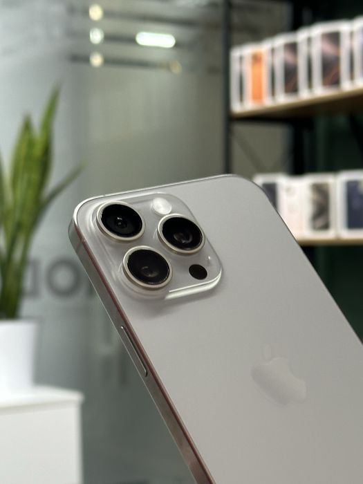 iPhone 15 Pro Max в рассрочку за $135 в месяц!