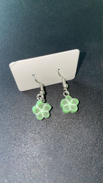 Ръчно направени обици