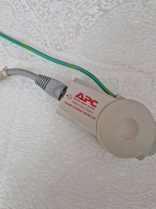 protectie supratensiune retea net APC PNET1G