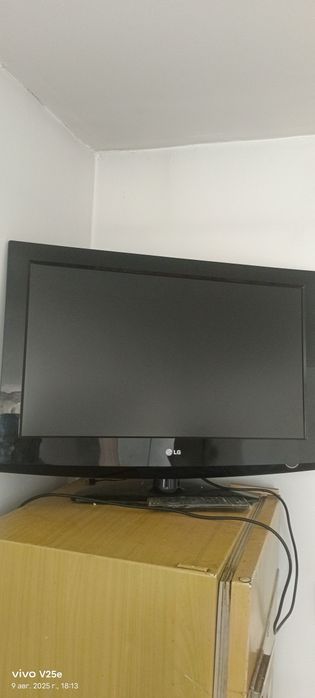 Продам телевизор