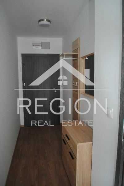 Дава се под наем Тристаен апартамент в Варна, Център - 100 кв.м за 510 € - Снимка #11