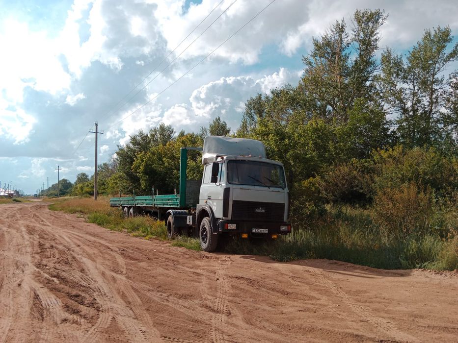 Продам MAZ  2001 года.