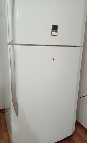 Холодильник Sharp. Объем 514 литров