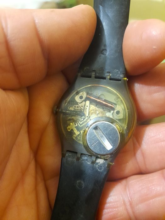 Vand ceas mai multe detalie aveti afisate.