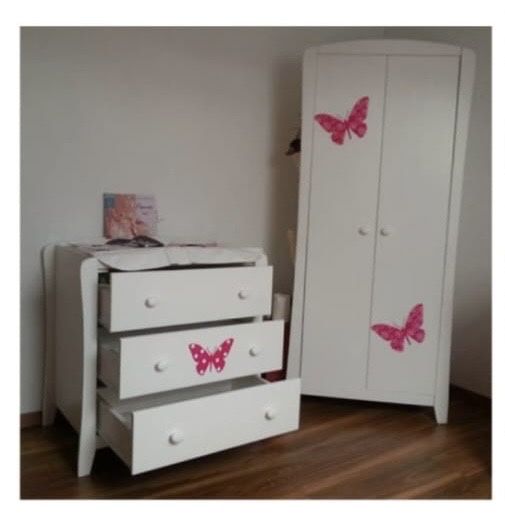 Mobila bebe dulap si comoda infasat