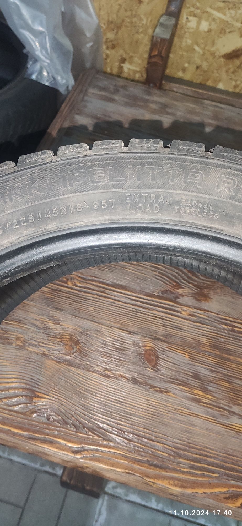 Продам шины Nokian R3 225,45,18