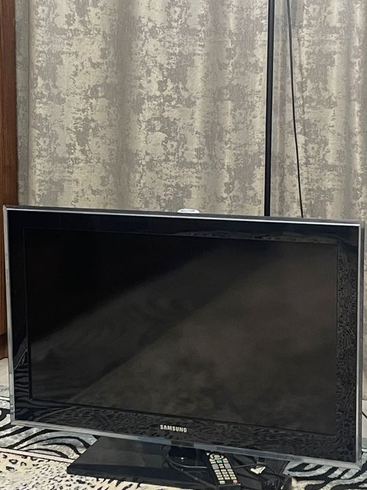 Телевизор Самсунг