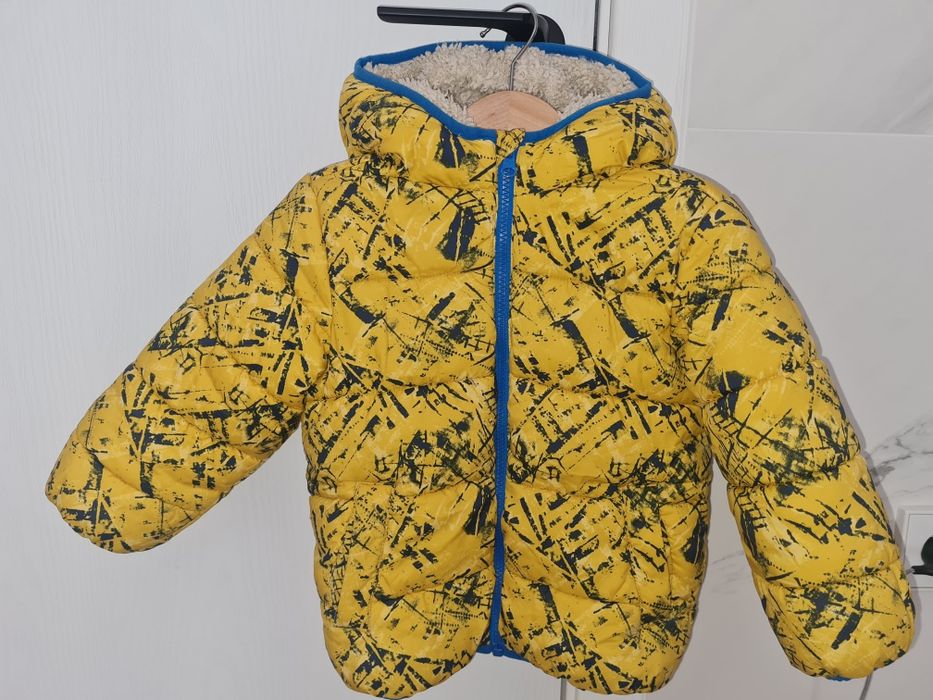 Детско зимно яке Benetton 2г. 90 см.