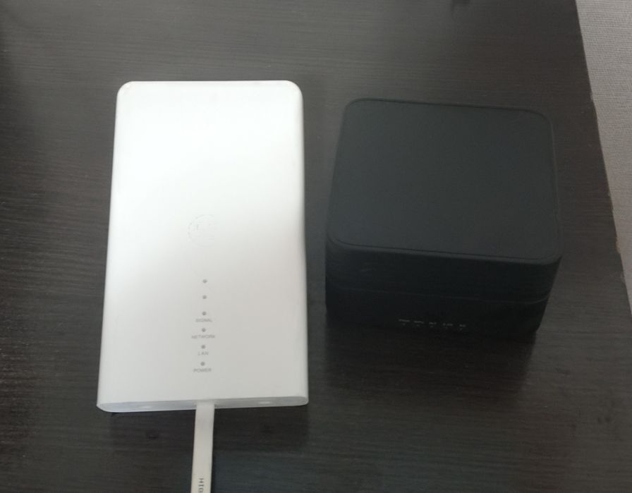 Роутер ZTE MC889