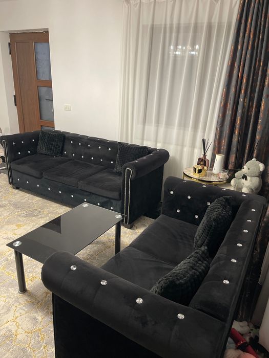 Vând set 2 canapele