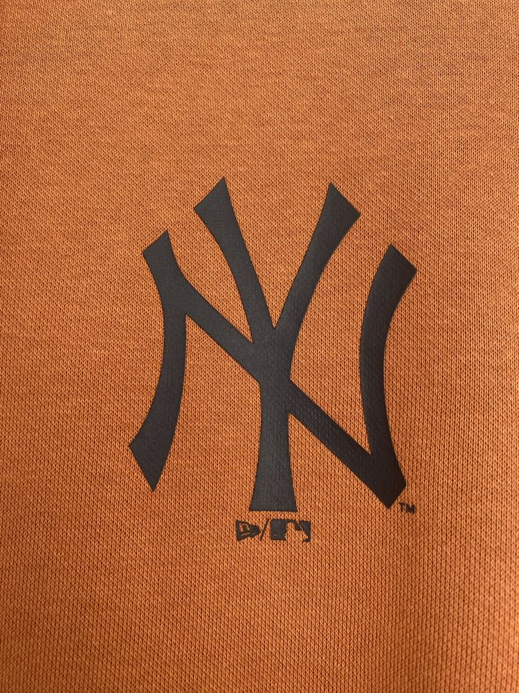 Hanorac New Era Yankees Logo