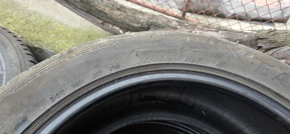 Гуми 4бр 285/45/20 - 1бр  - 250лв