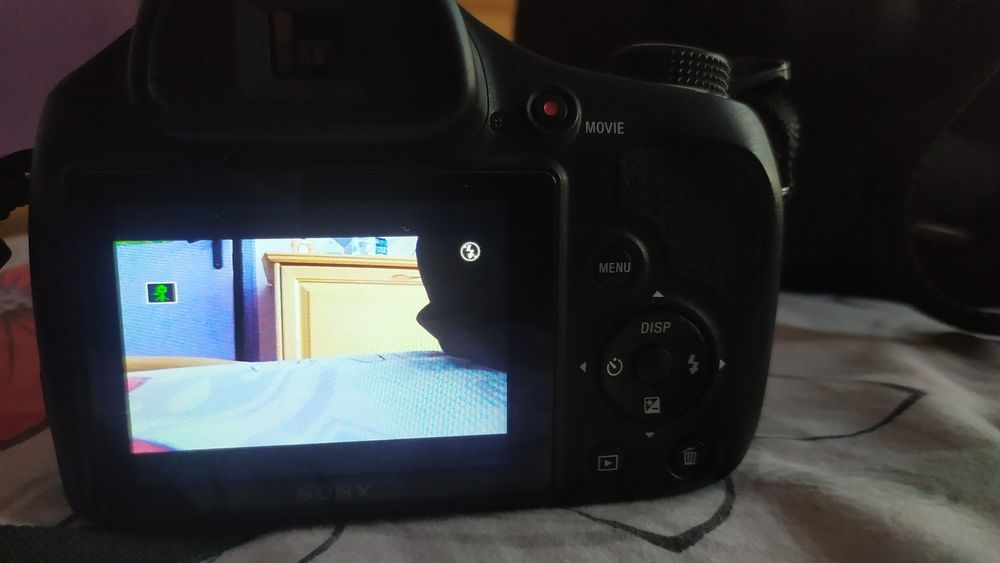 Фотоапарат sony DSC-H400