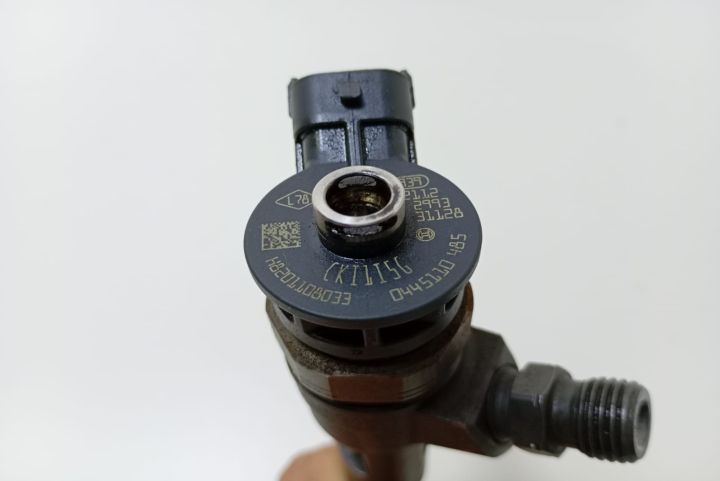 Injector 1.5 dci euro5 H8201108033 0445110485 Dacia Logan a 2-a gener