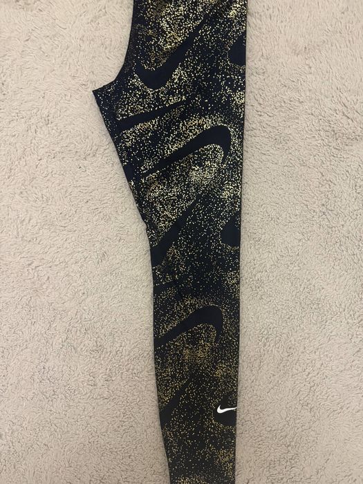 Леггинсы женские Nike