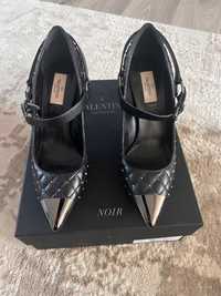 Vând pantofi damă Valentino originali
