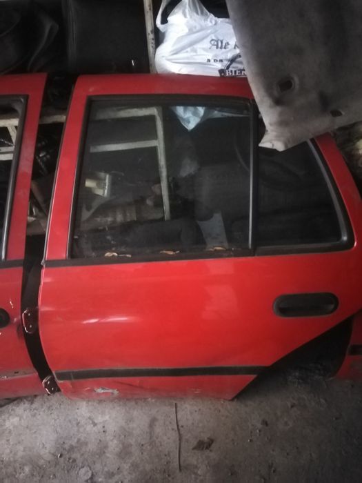 Продам запчасти ниссан