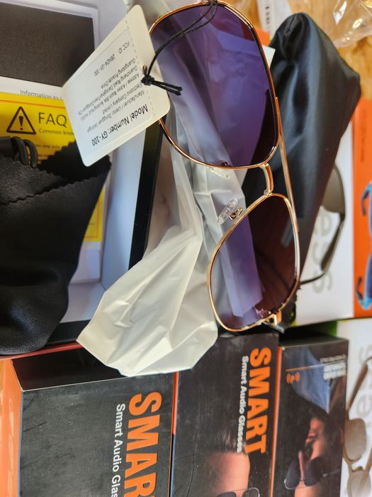 Ochelari smart AI translate