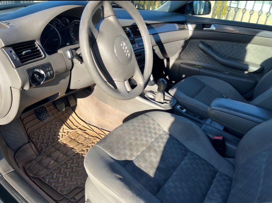 Vand audi a 6 c5 motor 1.9 in stare de funcionare acte valabile