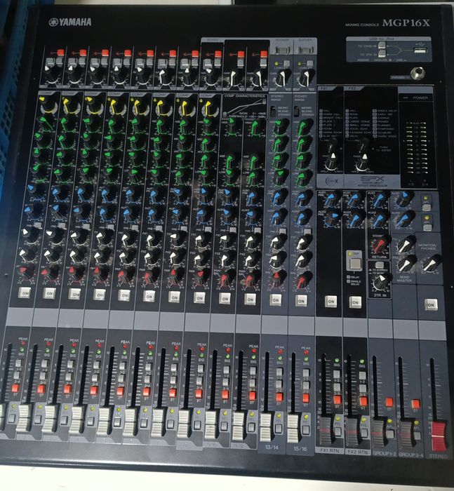 Микшерный пульт 16 каналов