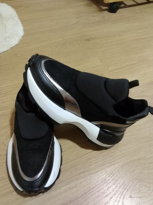 Нови маратонки 39