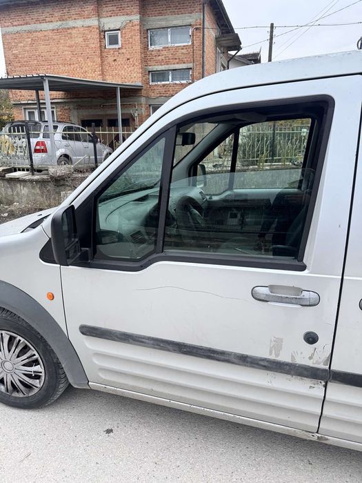 Ford Transit Connect 1.8 TDCi 90 к.с. – На части