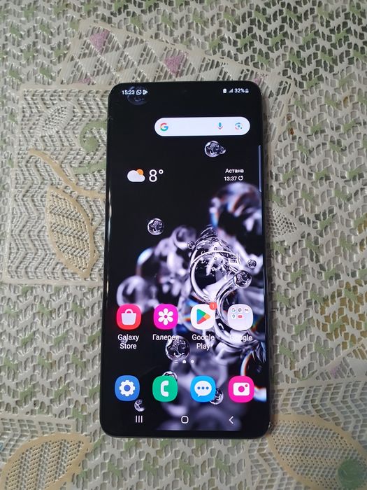 Samsung galaxy.  S 20 +  8/128 гб
