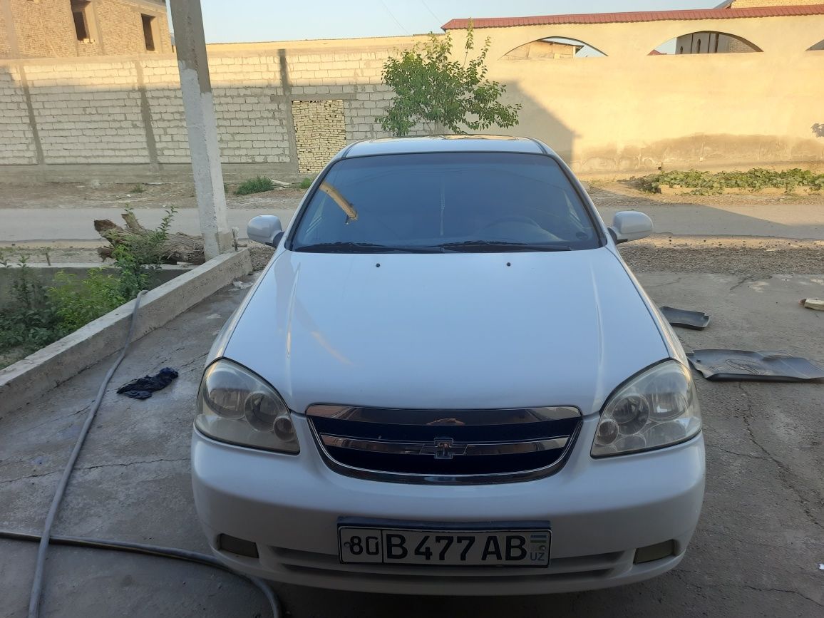 lacetti 1.8 3 vozitsiya avtomat