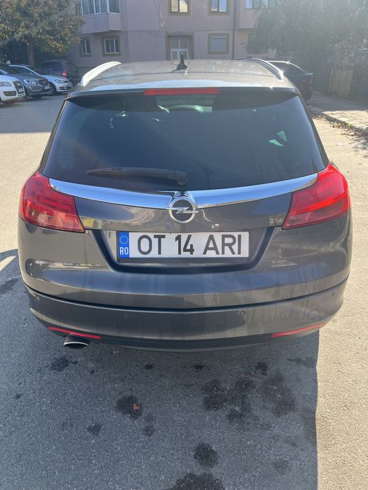 Vand Opel Insignia,autoturism intretinut,tinut in garaj