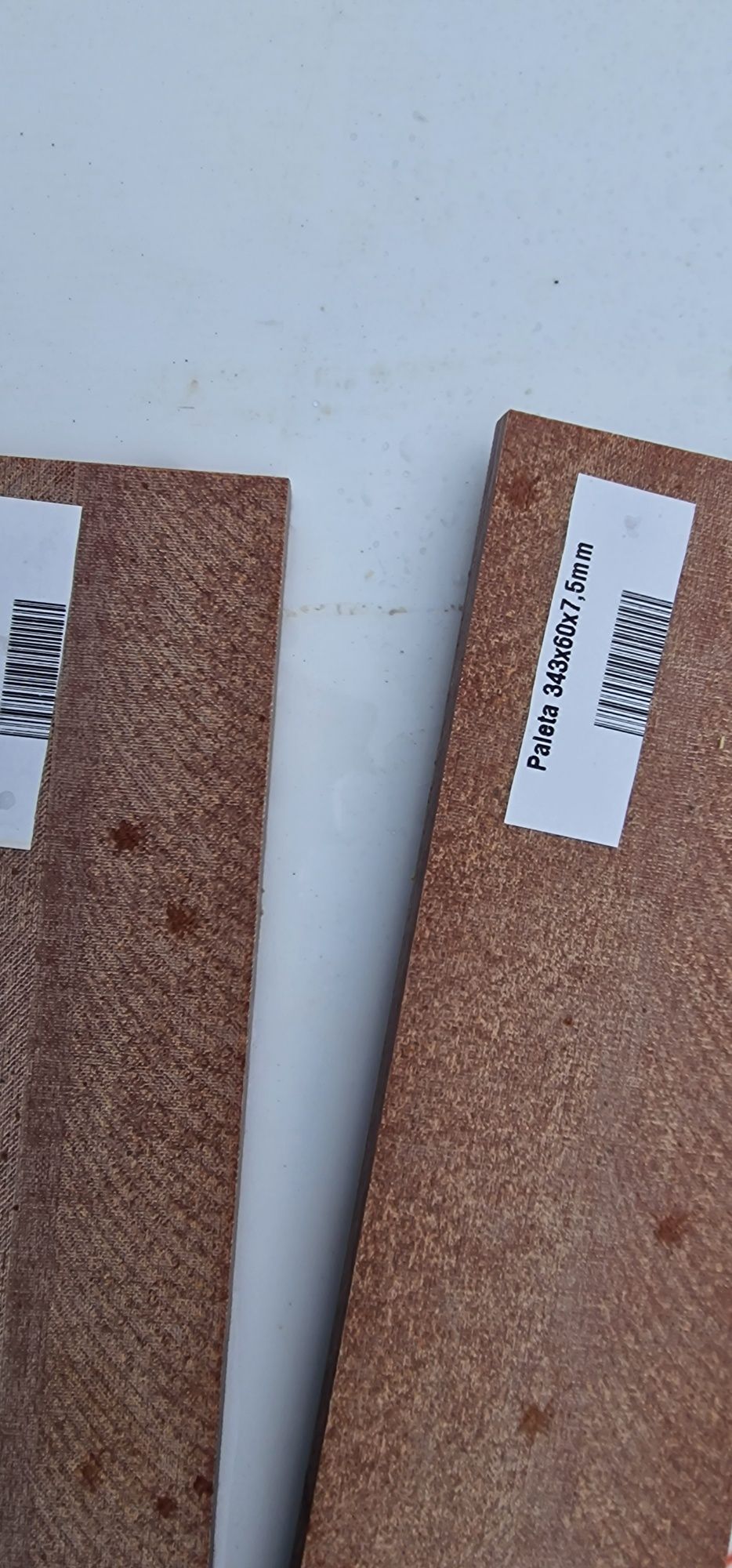 Paleta paleti Vidanja toată gama se poate trimite prin curier rapid în