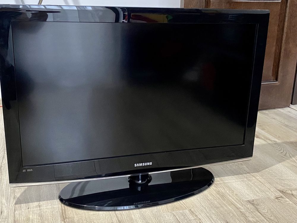 Vand televizor Samsung diagonala 94 cm