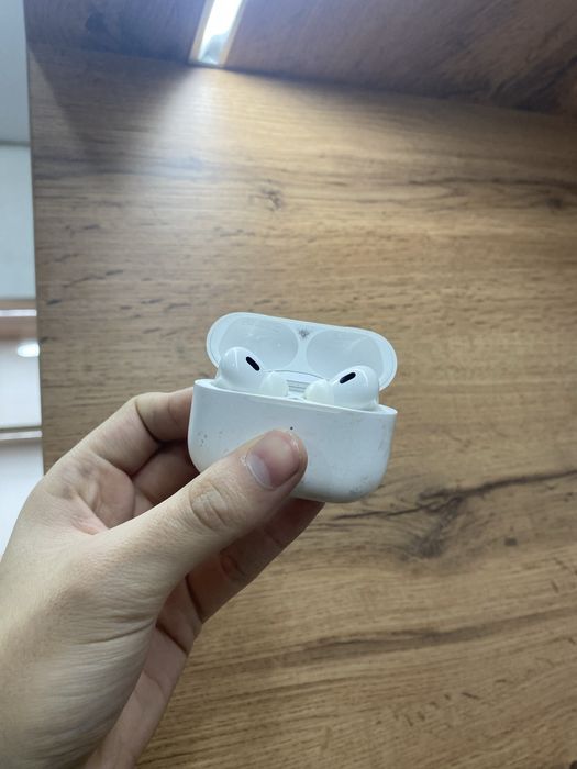 Apple AirPods PRO 2