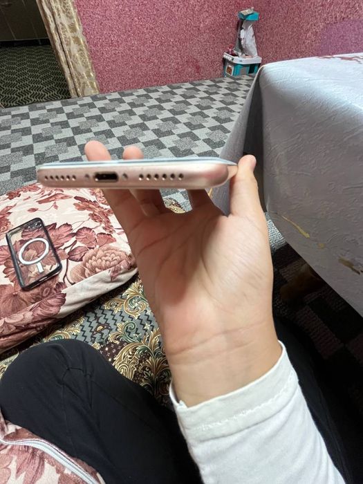 IPhone 8 xolati ideal samsung telefoniga obmen