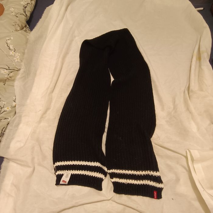 Fular levis  original