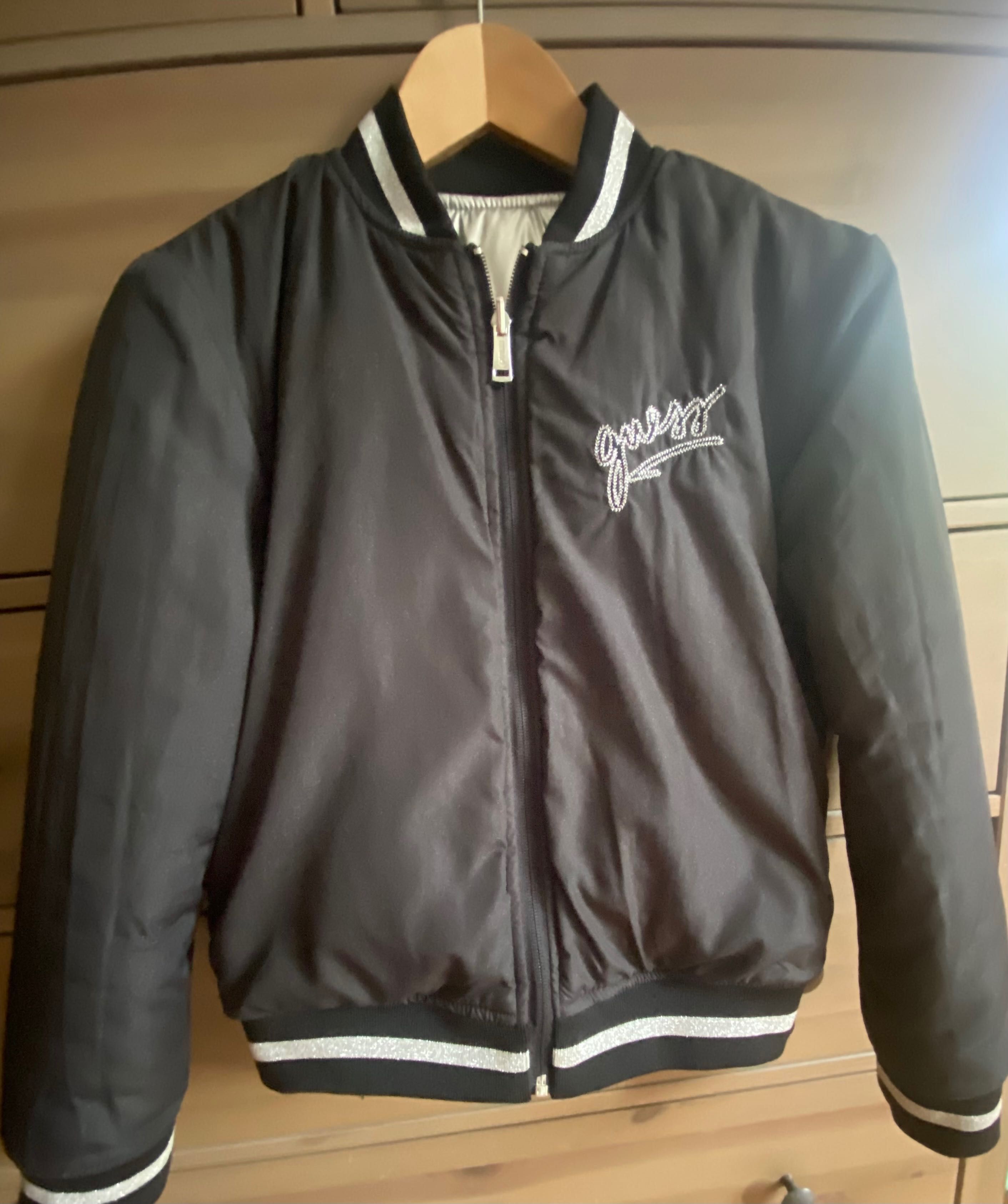 Детско яке  на Guess  12 год.